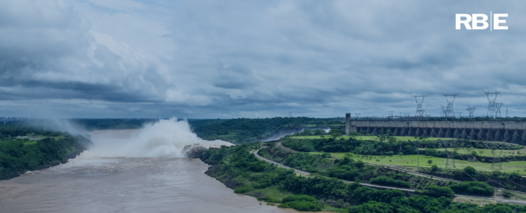 Usina de Itaipu é responsável por gerar energia para o Brasil.